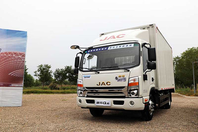 深化道路貨運“放管服”改革，優化輕型貨車運輸服務